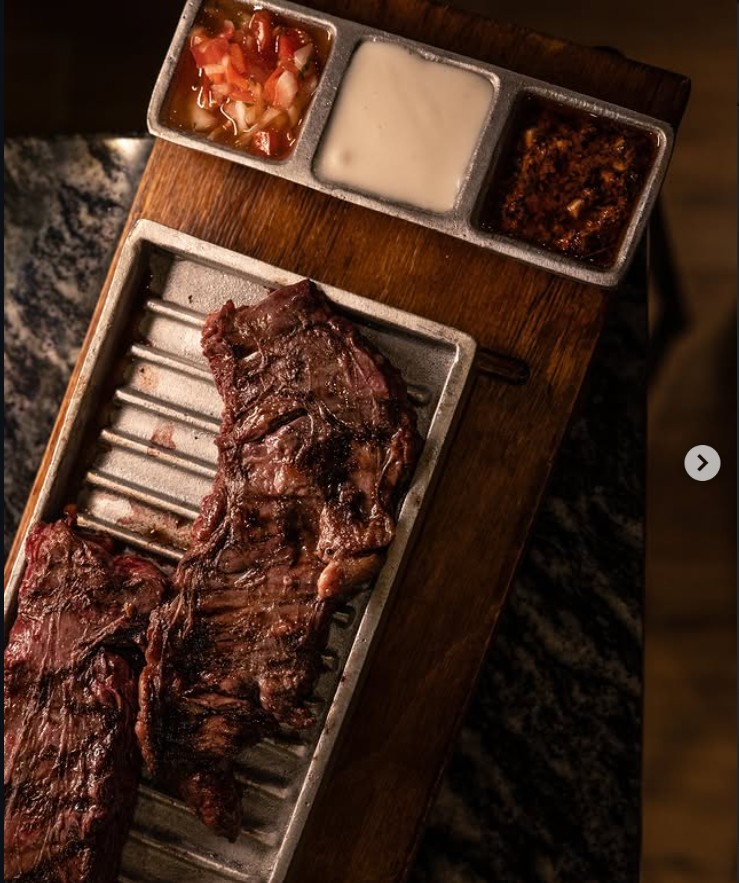 Corte de carne brasa.